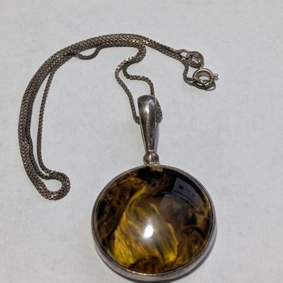 Sajen 18" Sterling Silver Necklace with Tiger Eye Pendant - Picture 15 of 16